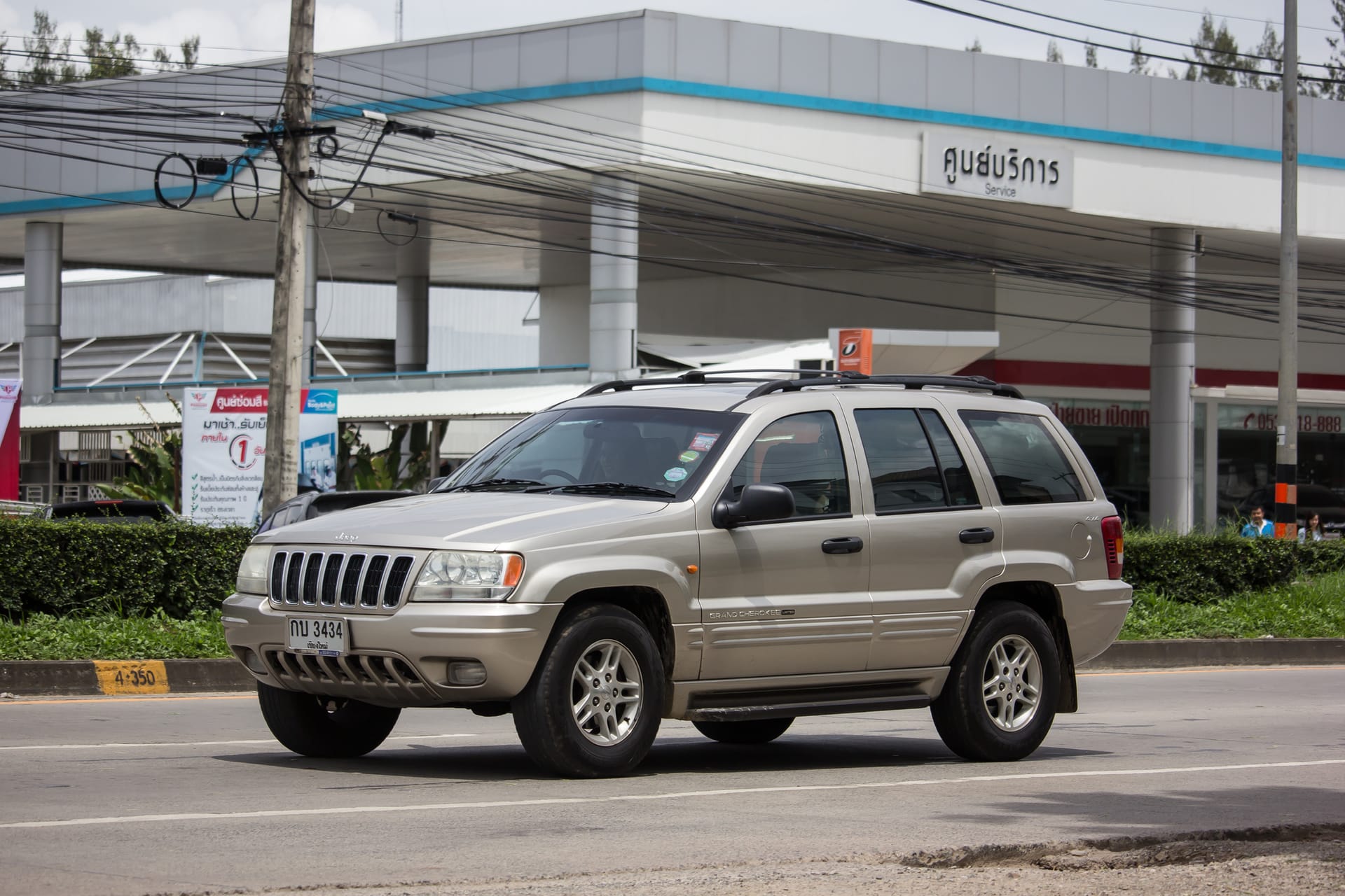 Auta z silnikiem R5 do 25 tys. Jeep Grand Cherokee