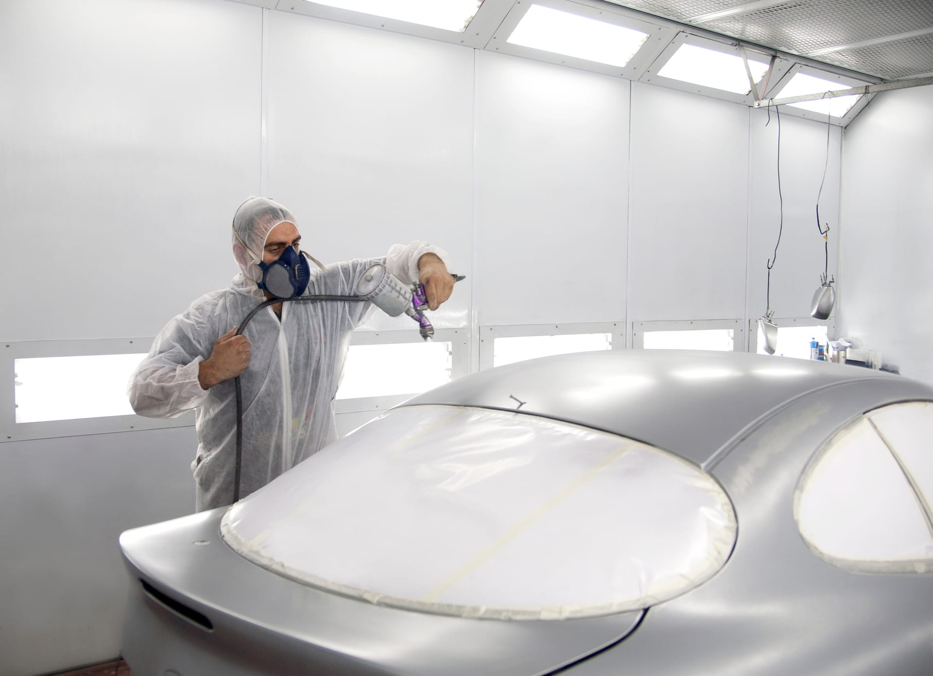 Lakierowanie samochodu