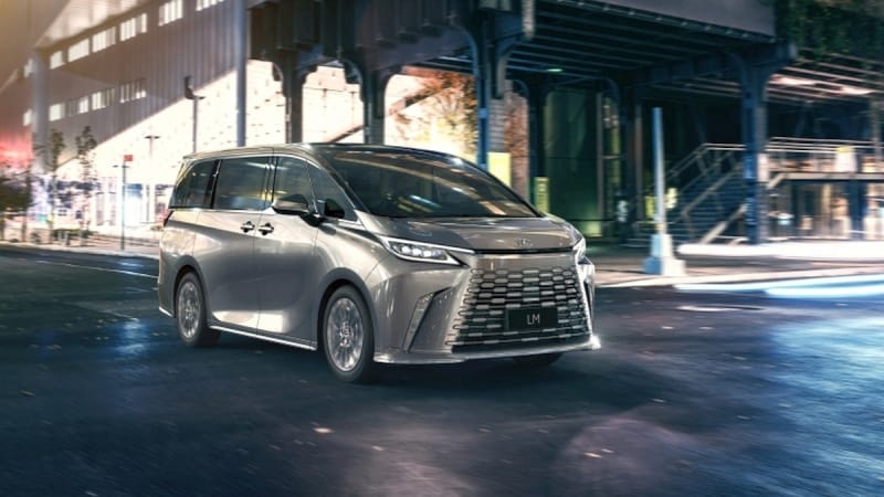 2024 Lexus LM