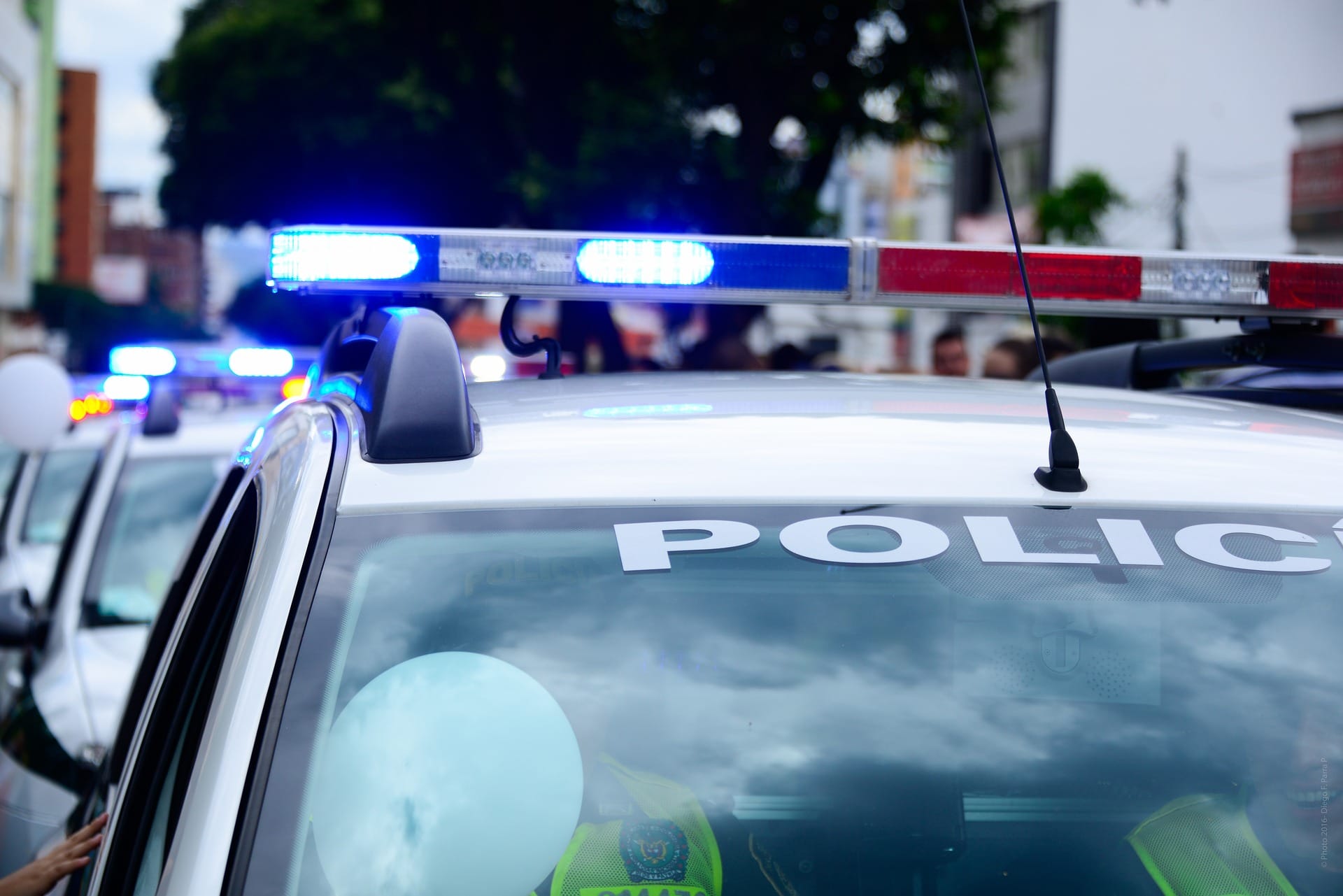 Pijany kierowca Daewoo chciał przekupić policjantów. Fot. Pixabay