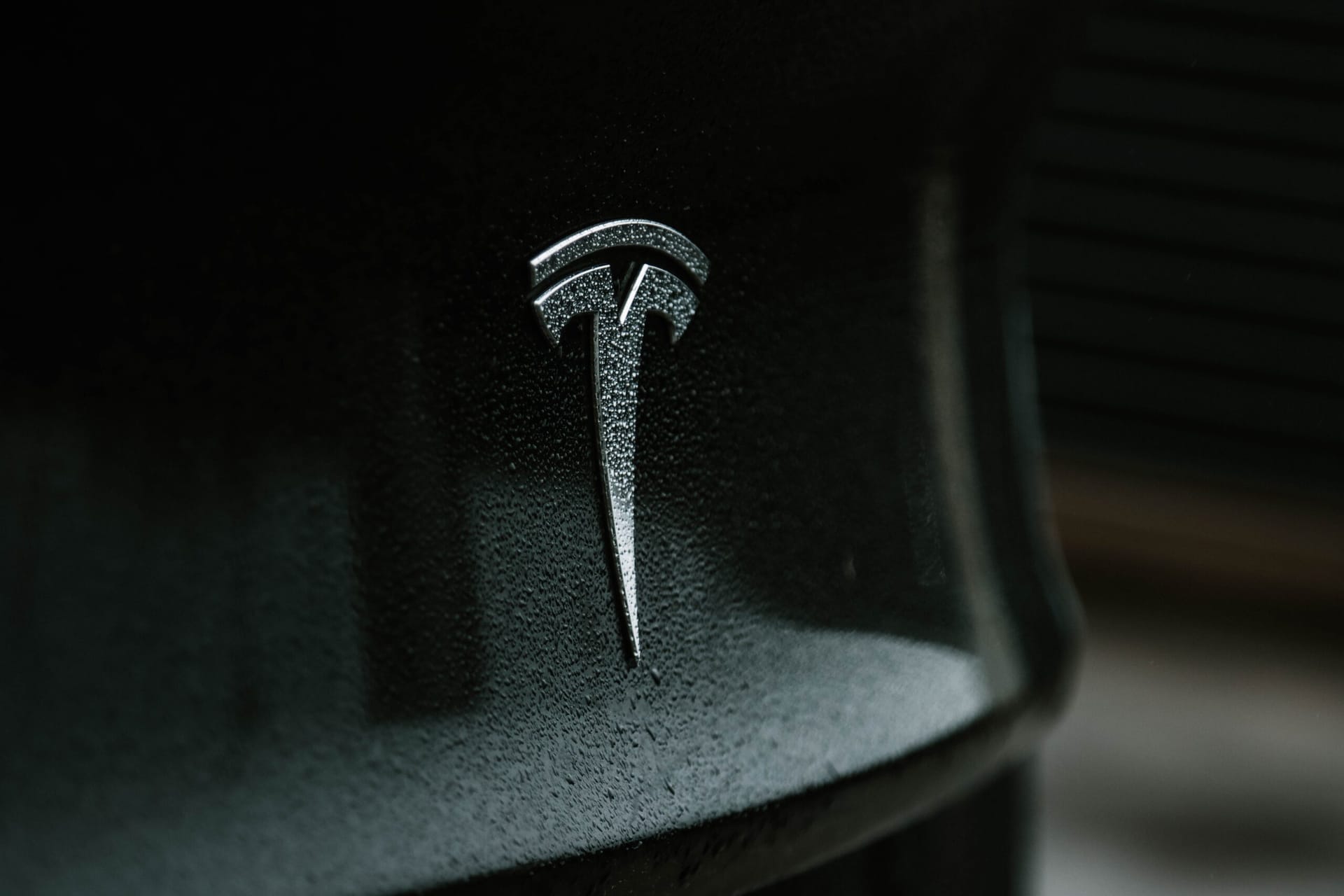 Tesle znowu potaniały. I to znacznie. Fot. Unsplash