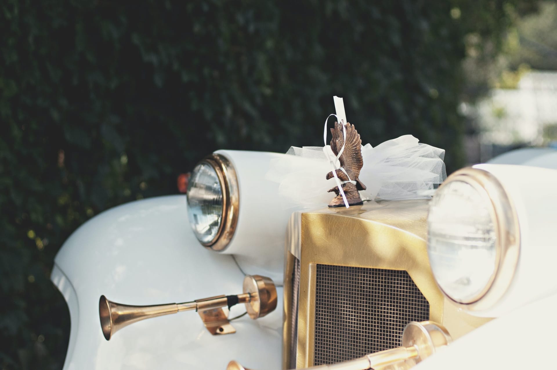 Uczestnicy orszaku musieli w upale wspinać się na górę. Fot. Unsplash