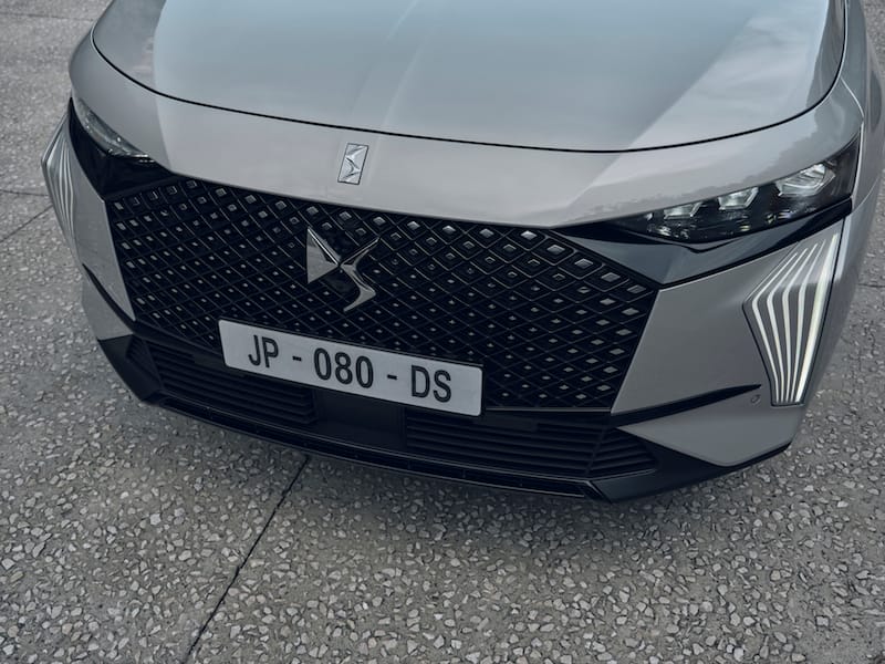 DS 7
