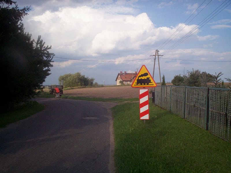 Przejazd kolejowy bez zapór