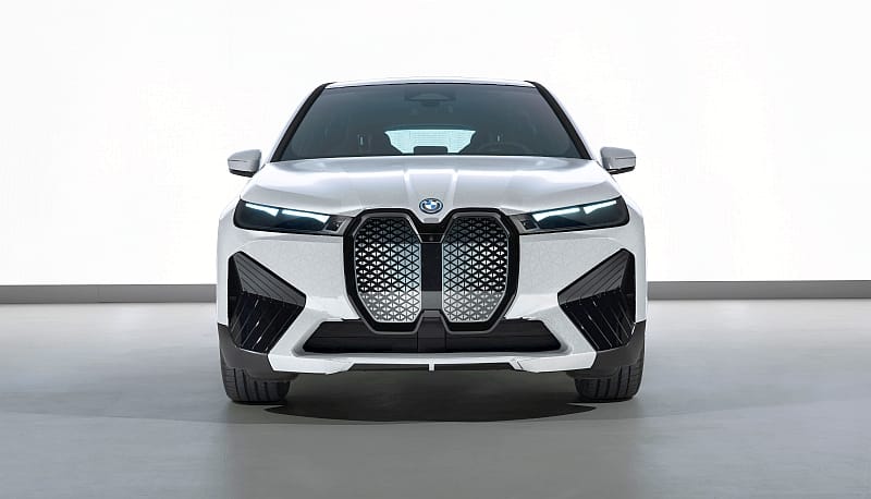 BMW iX