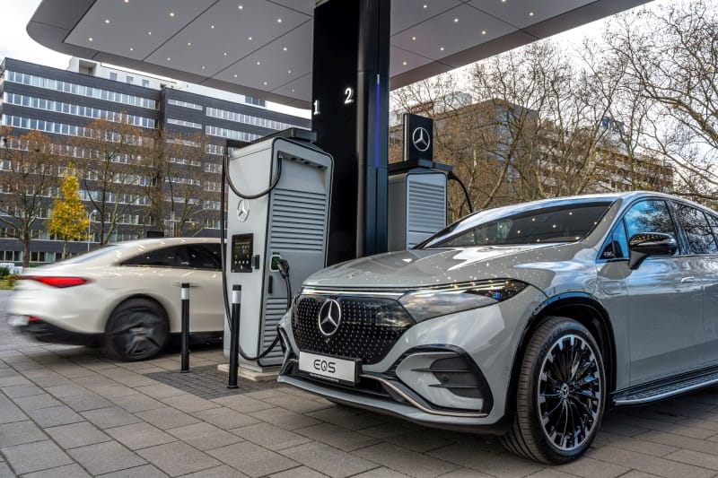 Meredes-Benz Charging Hub