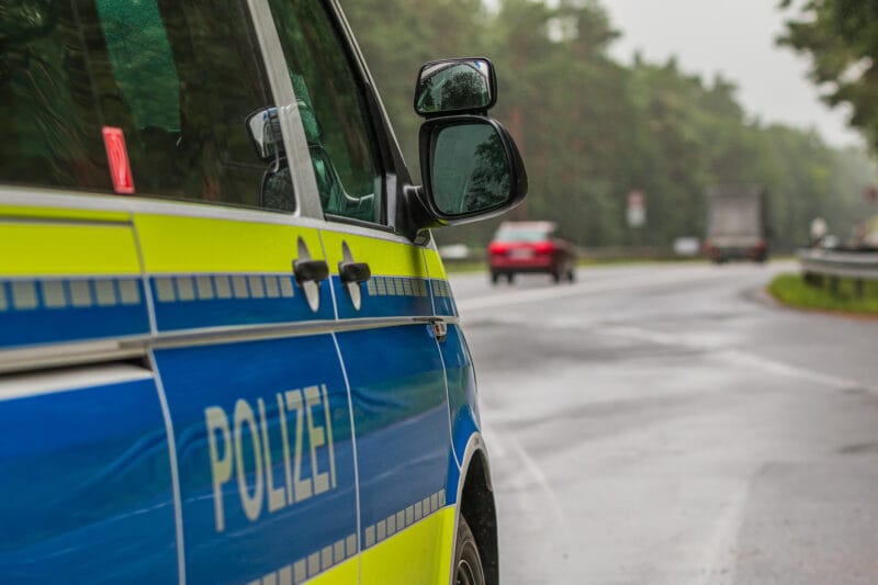 policja radiowóz na drodze Niemcy