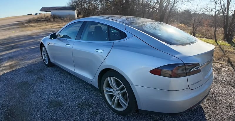 Tesla Model S P85