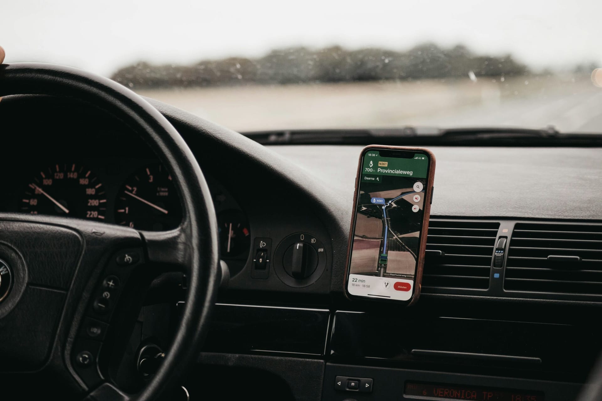 Jak włączyć beacony Bluetooth? Fot. Unsplash
