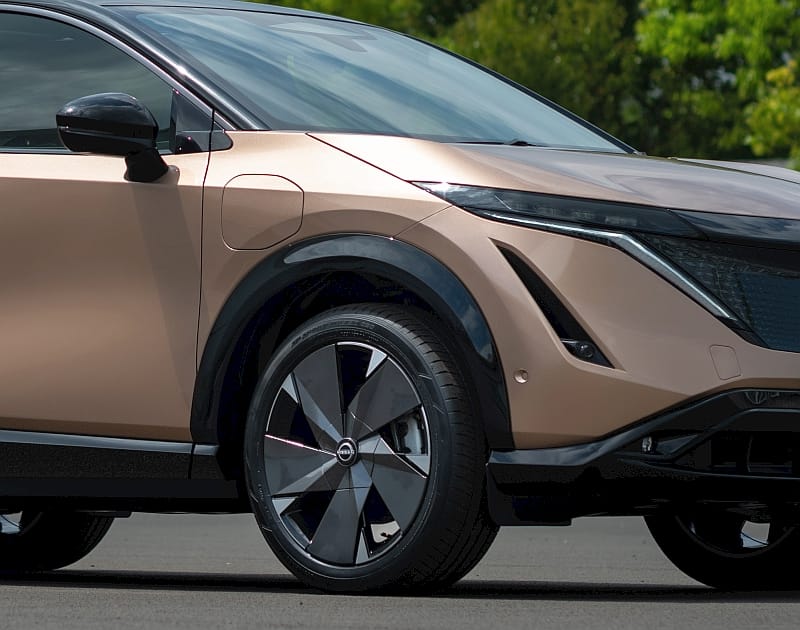 Nissan Leaf III