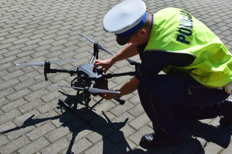 policjant dron nietypowa kontrola