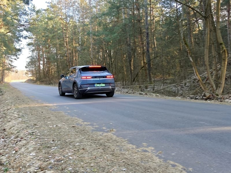 Hyundai Ioniq 5 77 kWh 229 - tył