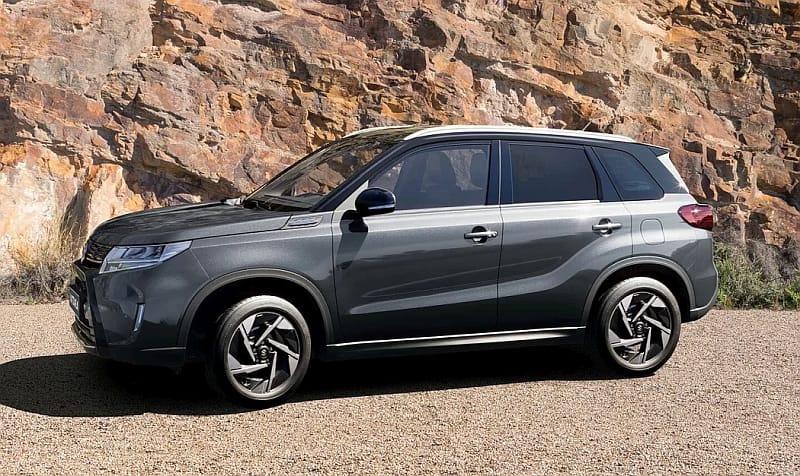 2024 Suzuki Vitara - bok