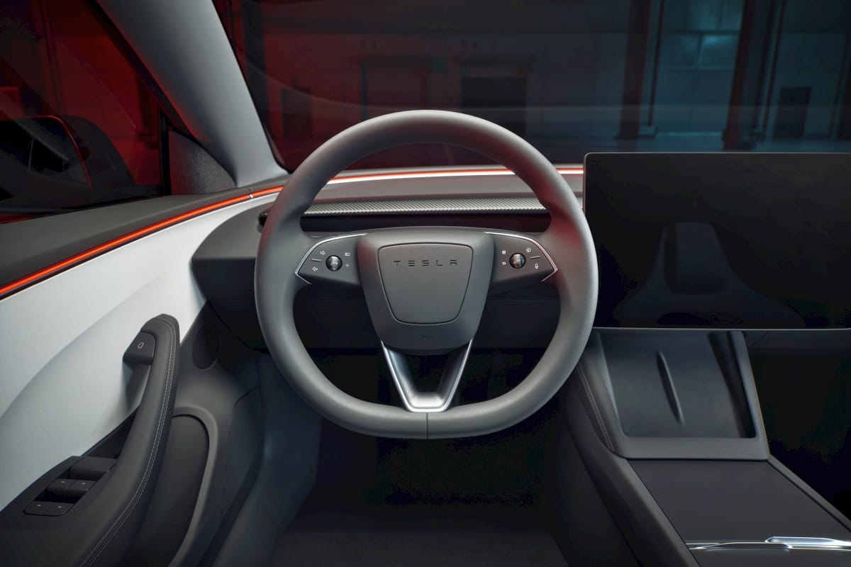 2025 Tesla Model 3 Performance - kierownica