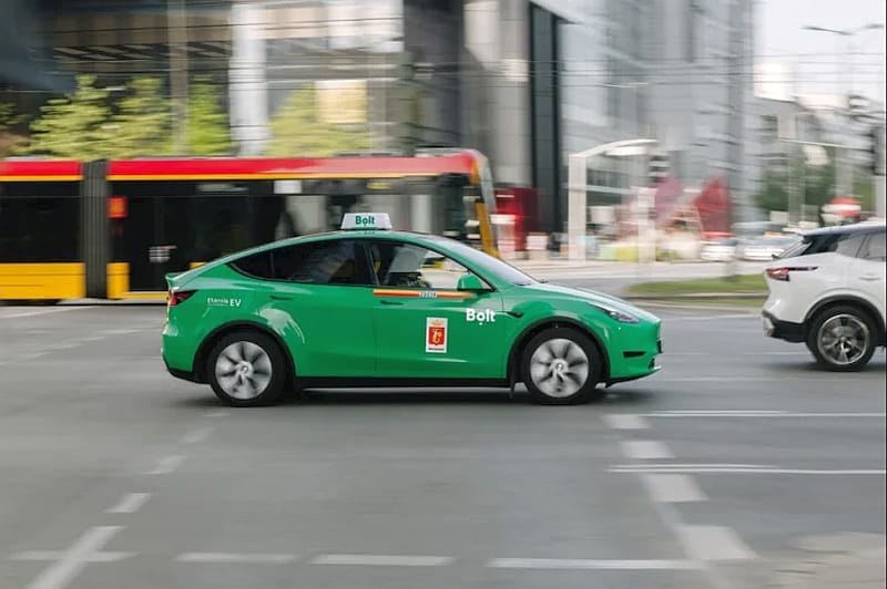 Bolt tesla
