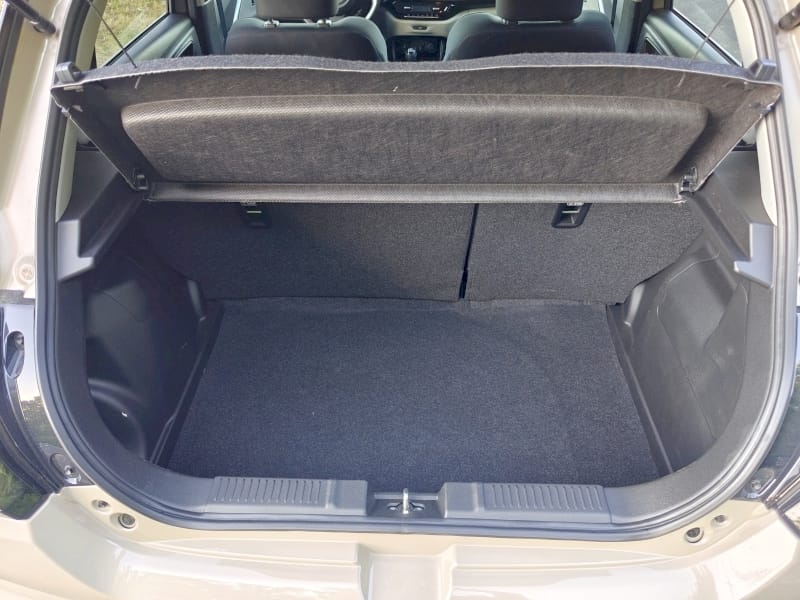Nowe Suzuki Swift - tylne bagażnik