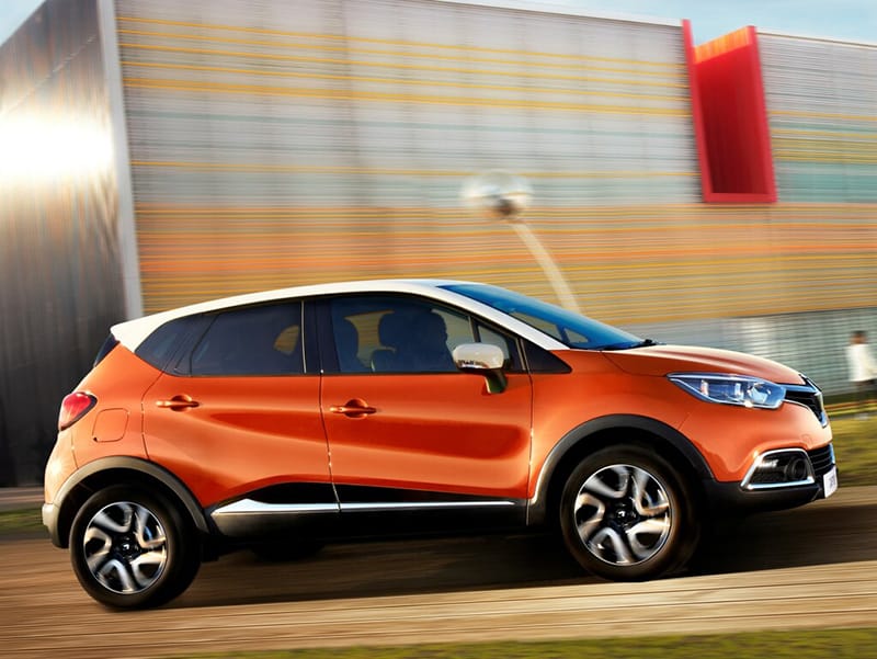 Renault Captur I bok