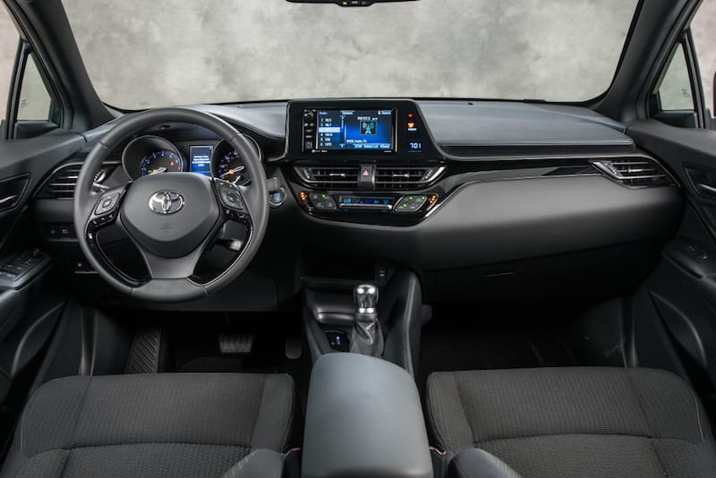 Toyota C-HR I pre-lift wnętrze