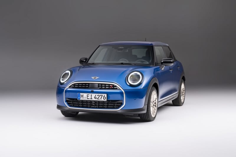 2025 Mini 5d - przód