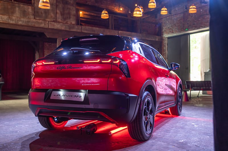 Alfa Romeo Junior tył