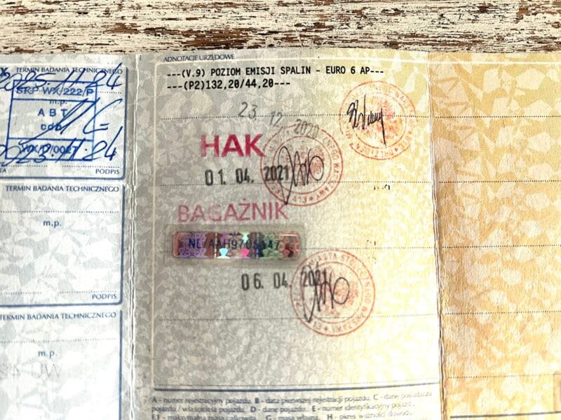 dowód rejestracyjny wpis hak bagażnik trzecia tablica