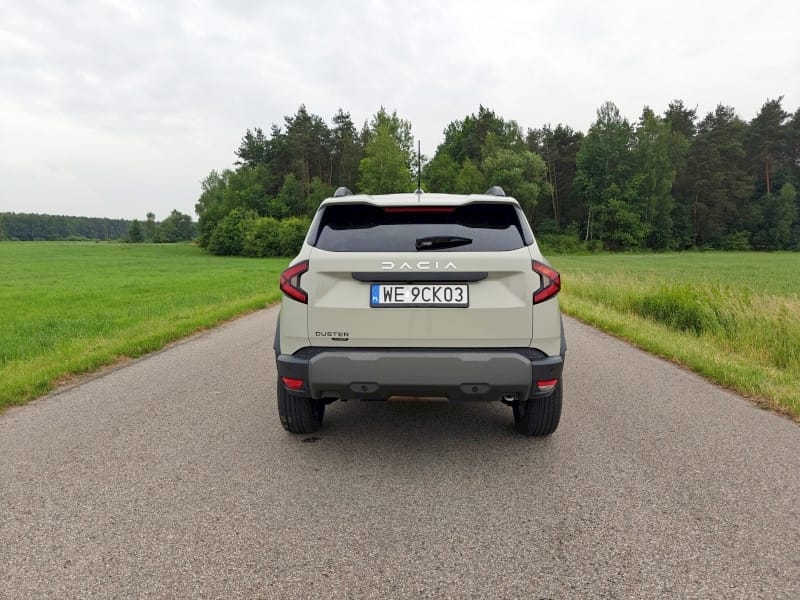 Dacia Duster III Hybrid 140 - tył