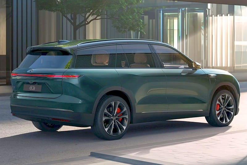 Nio EL8