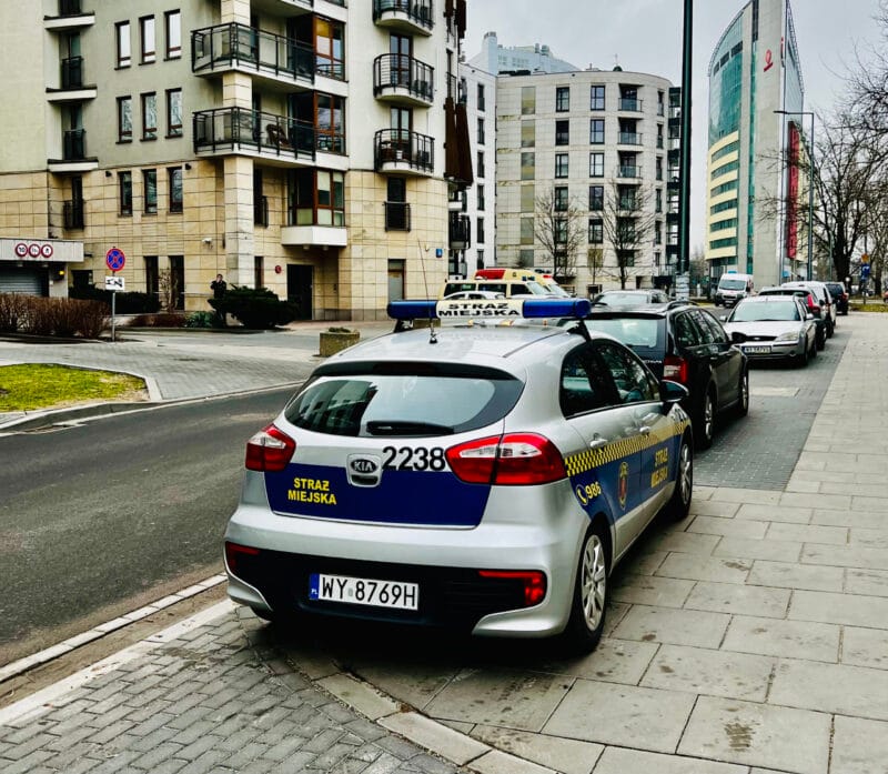 straż miejska radiowóz