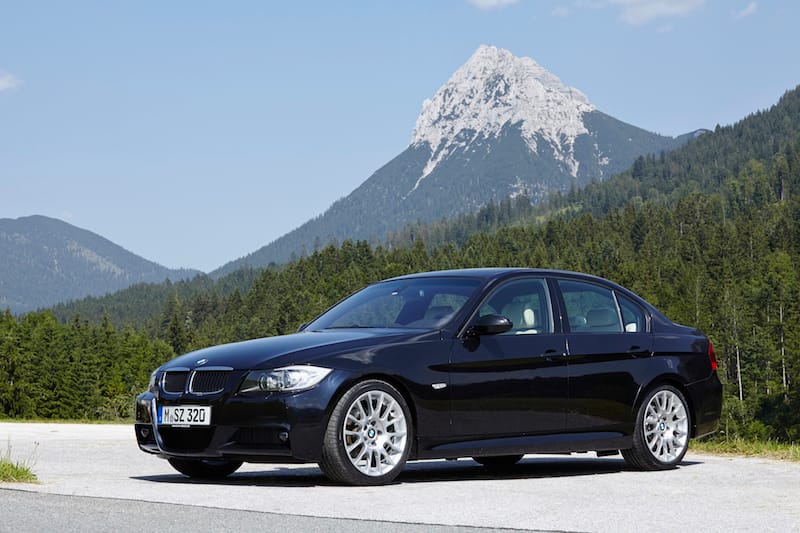 BMW E90 przód