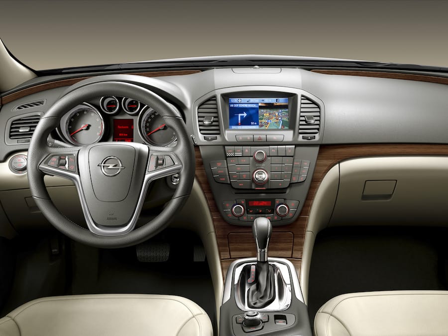 Opel Insignia deska