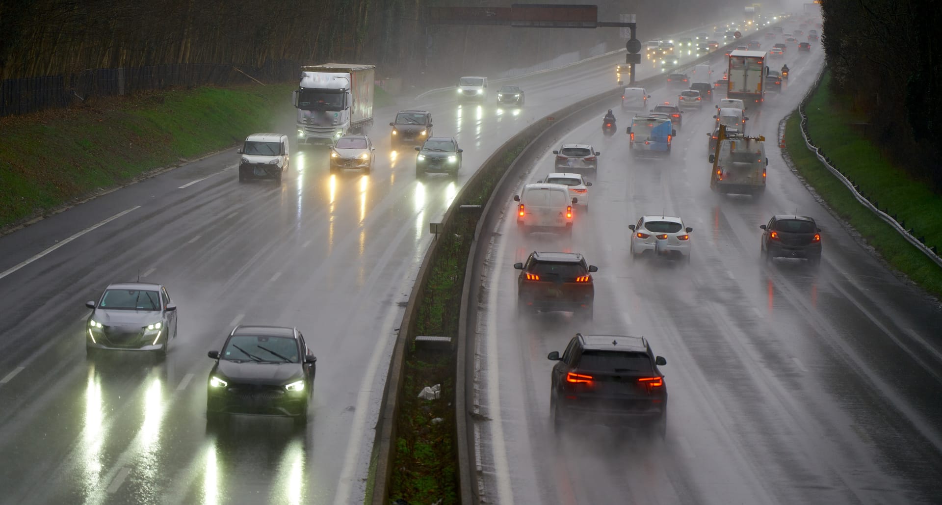 deszcz autostrada