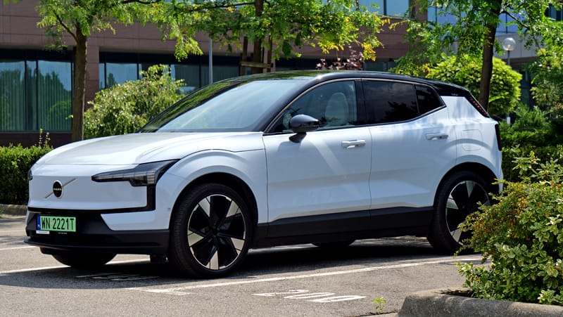 Volvo EX30 bok
