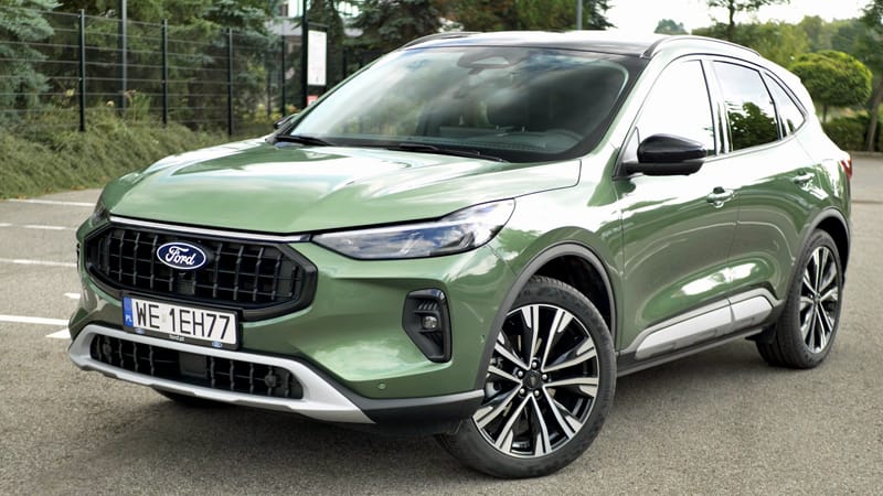 Ford Kuga przód prawy