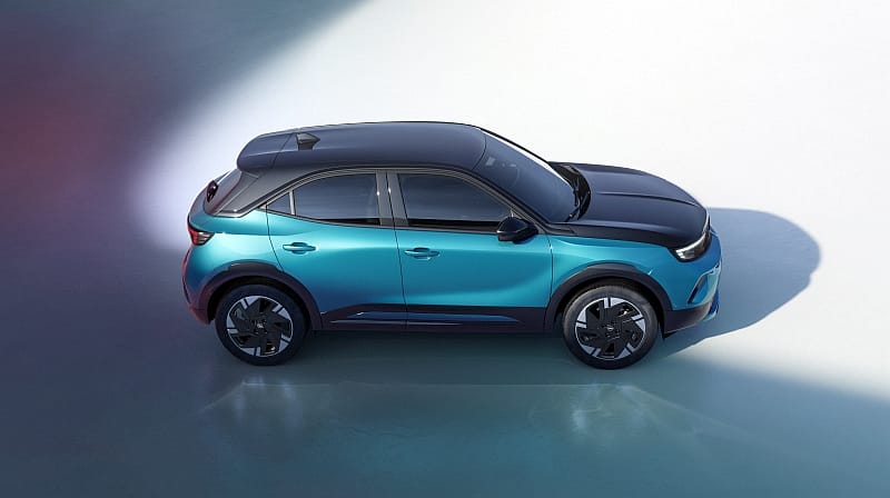 2025 Opel Mokka - bok
