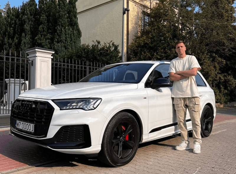 samochód Wojciecha Szczęsnego Audi Q7