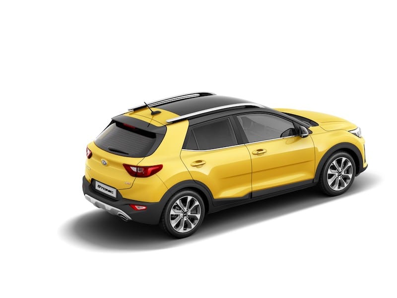 Kia Stonic polift tył bok dach