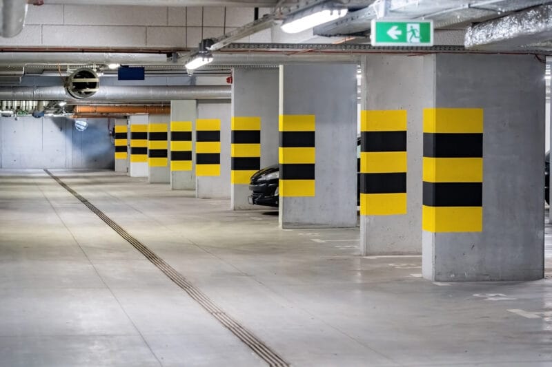 hala parkowanie auto