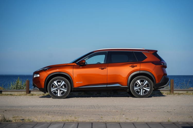 Nissan X-Trail 2023 bok