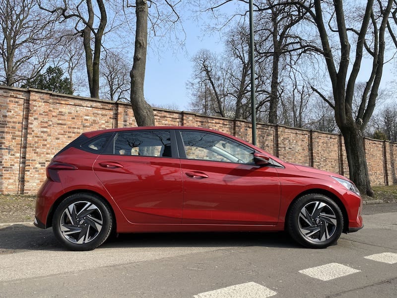 Hyundai i20 bok