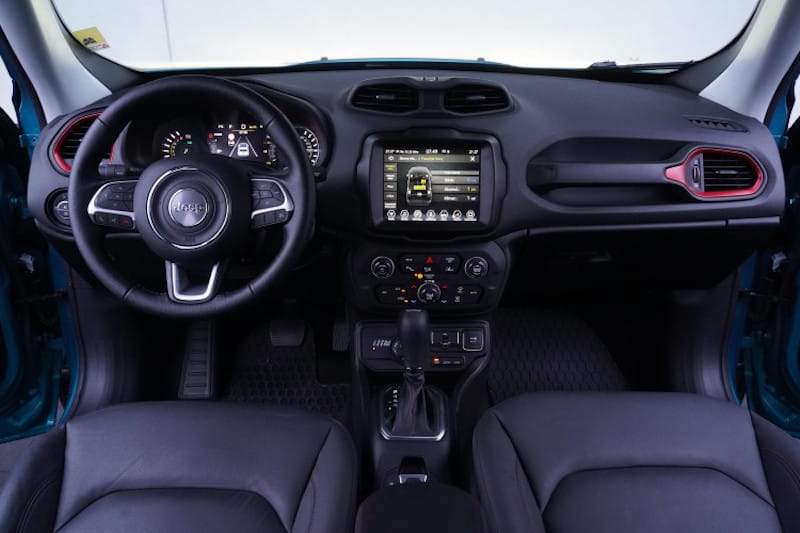 jeep renegade wnętrze