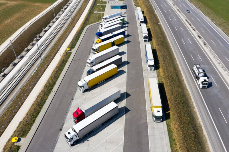 parking ciężarówki