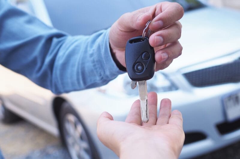 sprzedaż zakup klucze auto