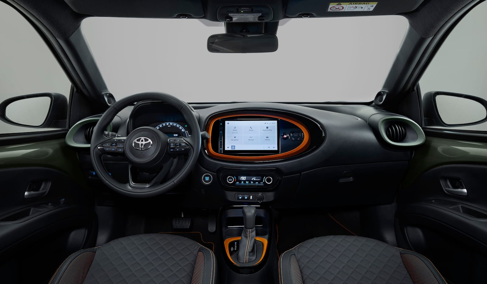 Toyota Aygo X wnętrze