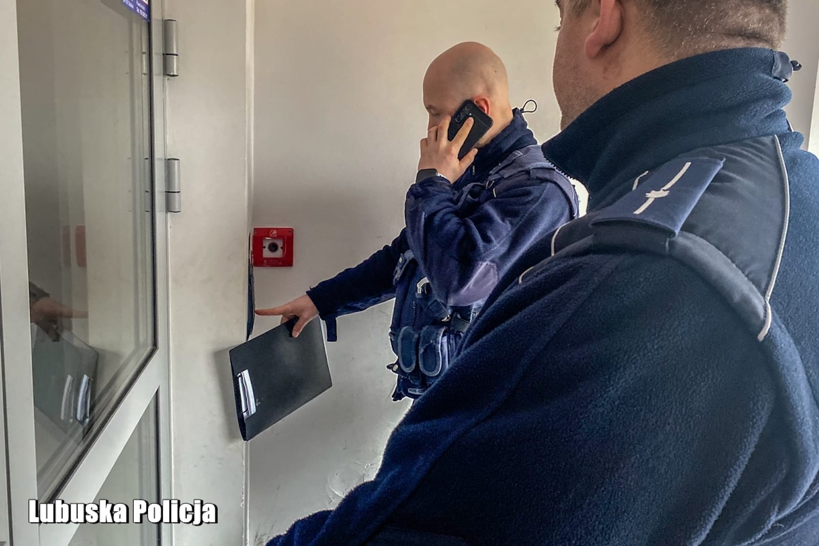policjanci