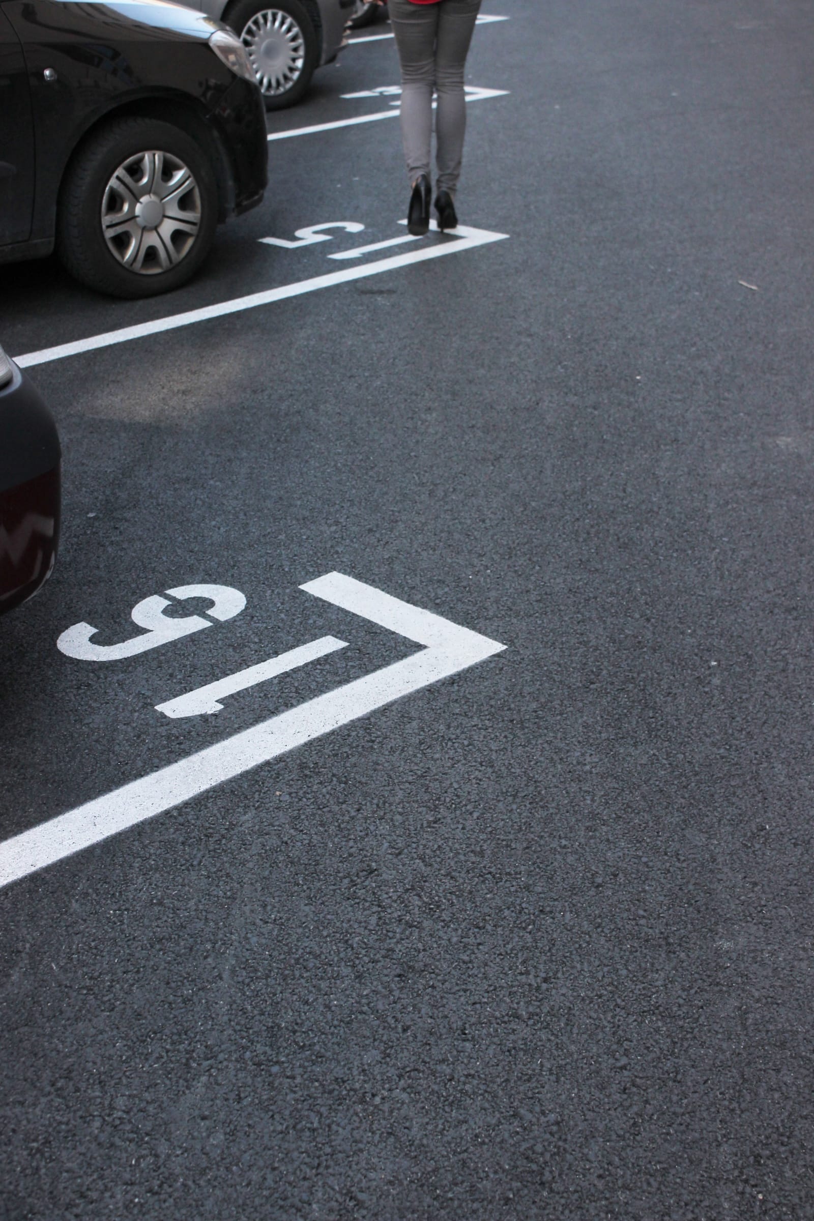 parking linie stanowisko postojowe