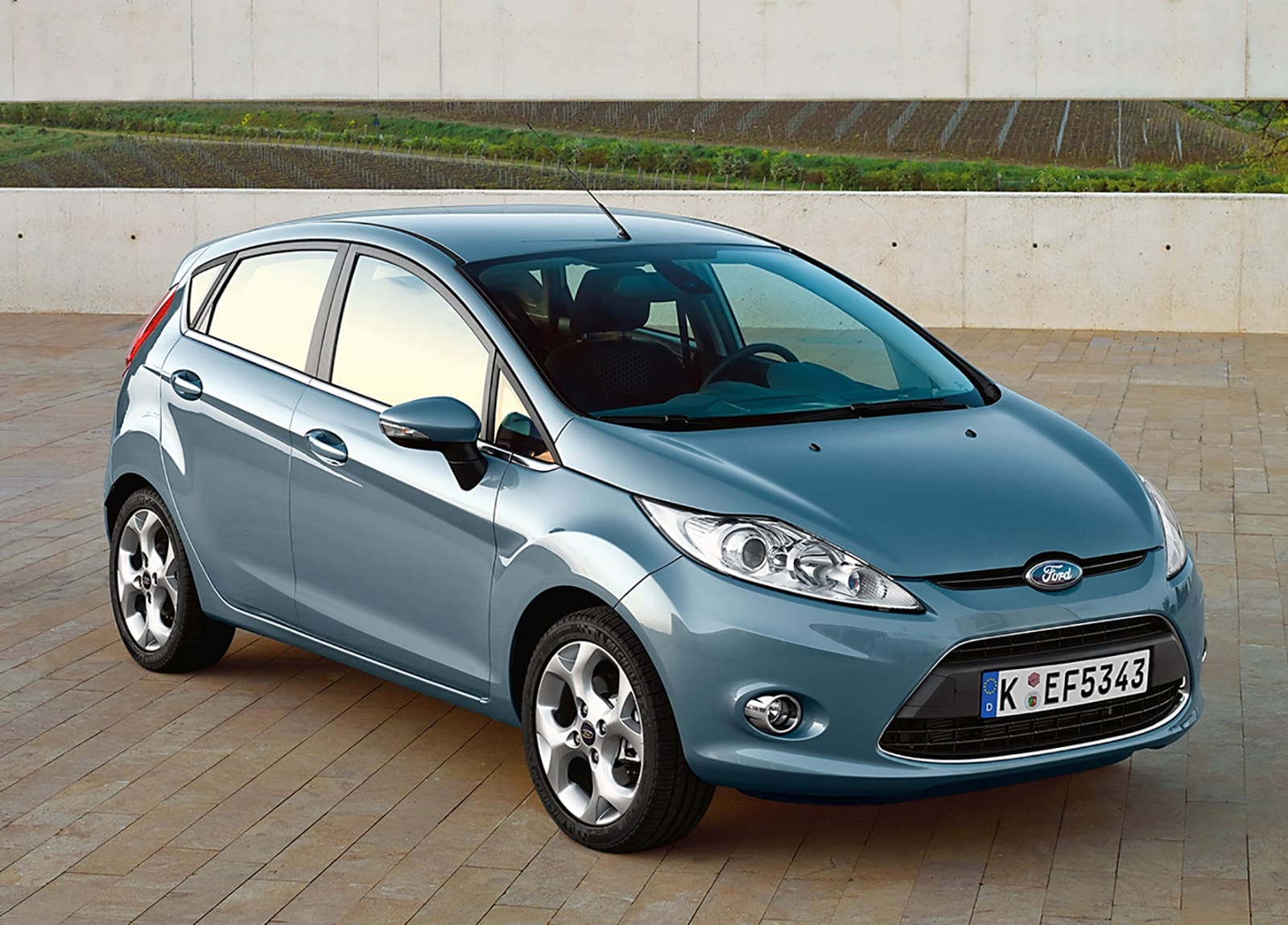 Ford Fiesta przód