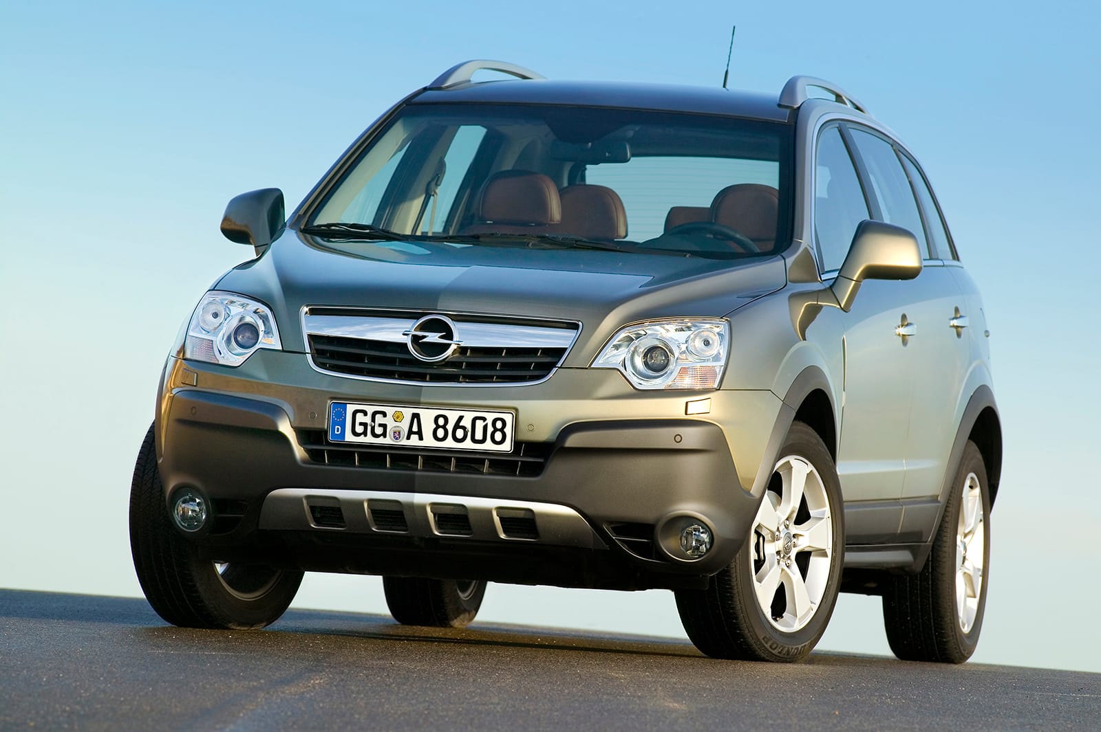 Opel Antara przód