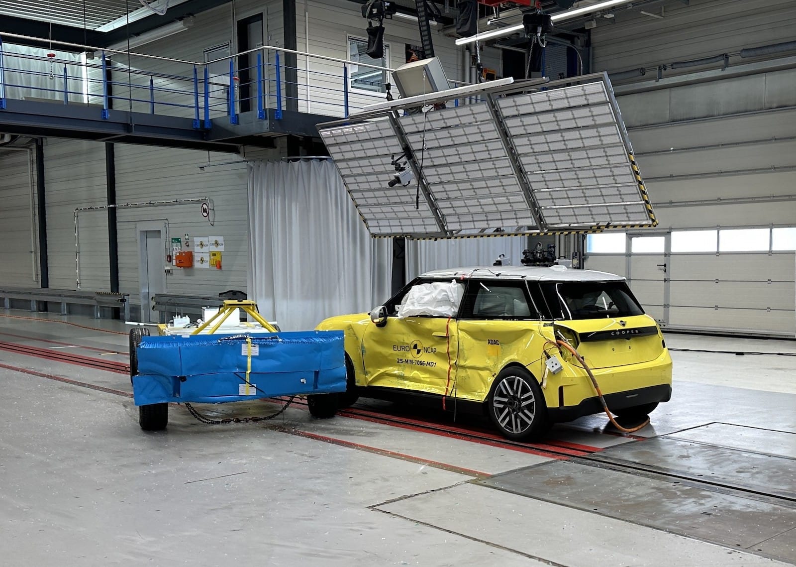 Mini Cooper E Euro NCAP