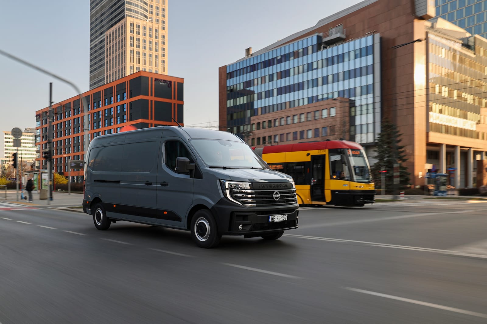 Nissan Interstar przód