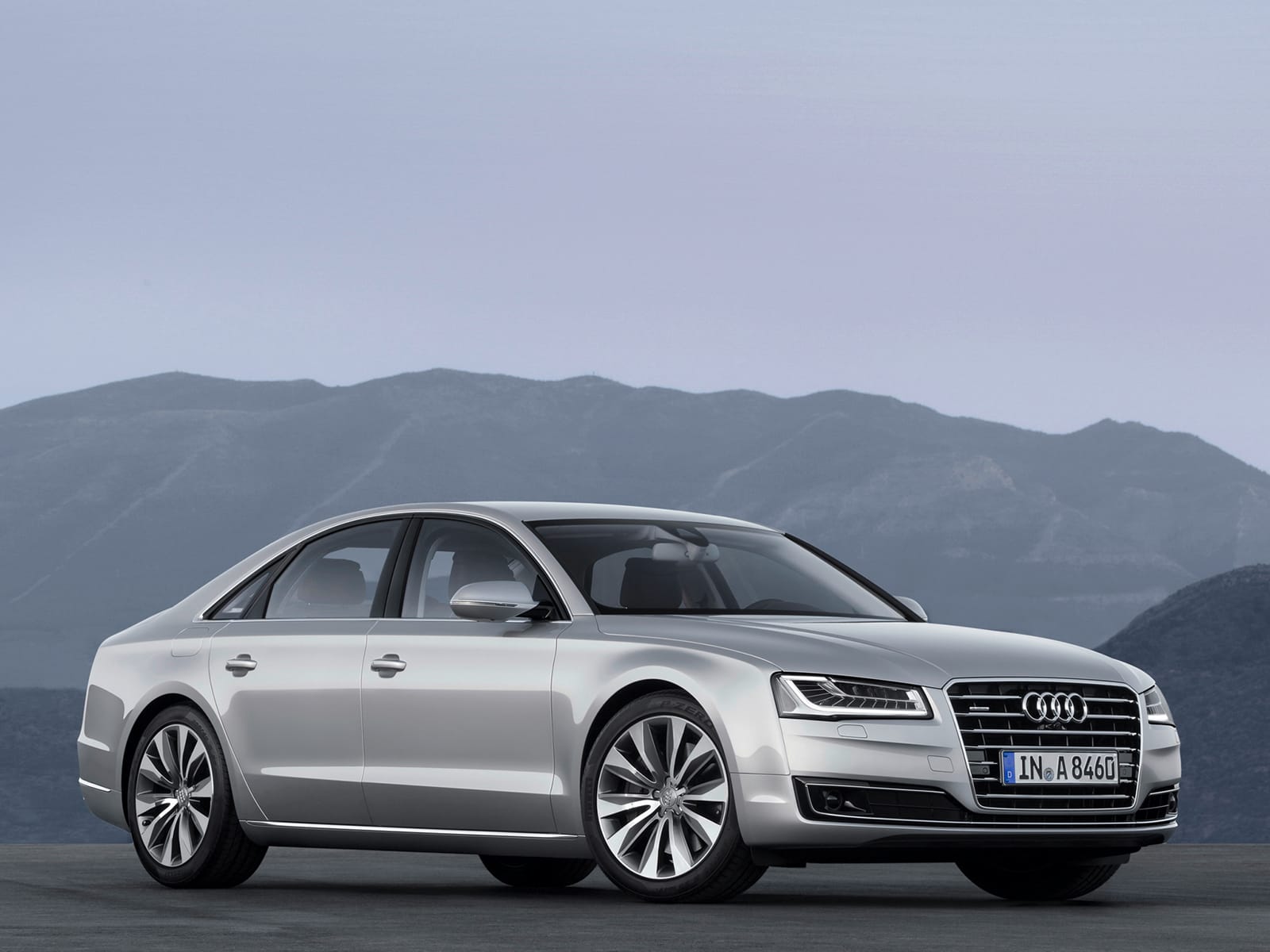 audi_a8_03